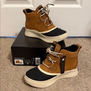 Sorel Out N About IV Classic Black/Taffy Waterproof Boots